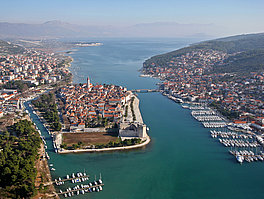 2 bases de chárter en Trogir y en Split (Croacia, Dalmacia) para vacaciones relajadas en yates bien mantenidos 